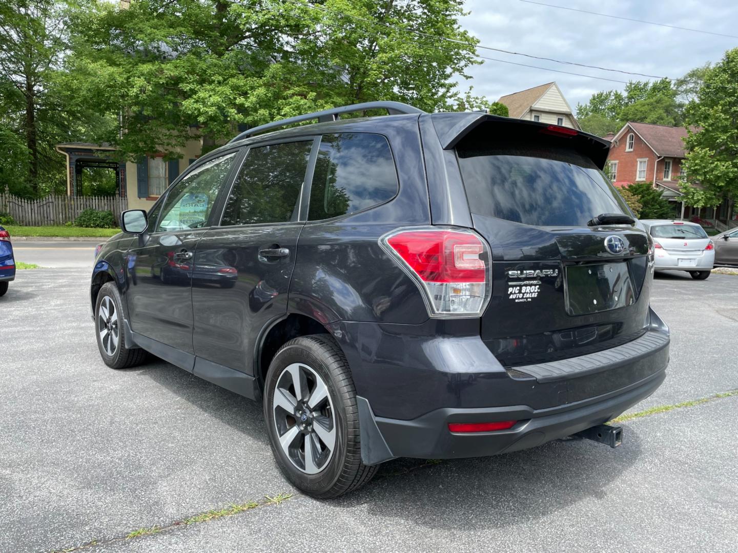 2017 Subaru Forester (JF2SJAEC2HH) , located at 101 N. Main Street, Muncy, PA, 17756, (570) 546-5462, 41.207691, -76.785942 - Photo#3